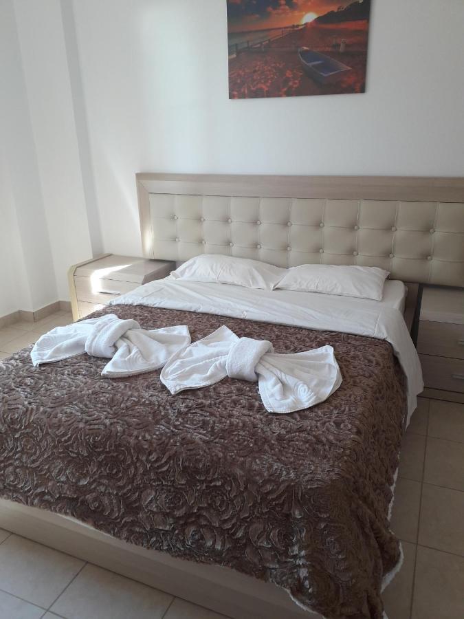 Knossos Apartments Kalamaki  Luaran gambar